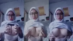 Jilbab Putih Toket Gede N_urul Maisarah